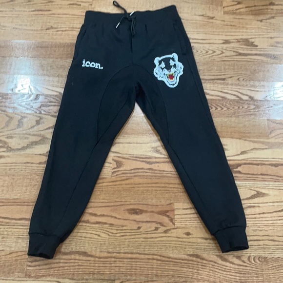 Joggers icon size L men Use one time - Picture 2 of 3